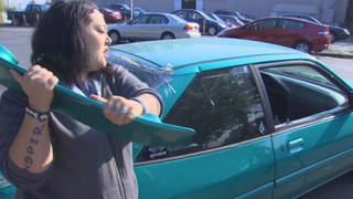A Psychotic Angry Man Ripped Off This Lady's Spoiler And Broke Her Window With It